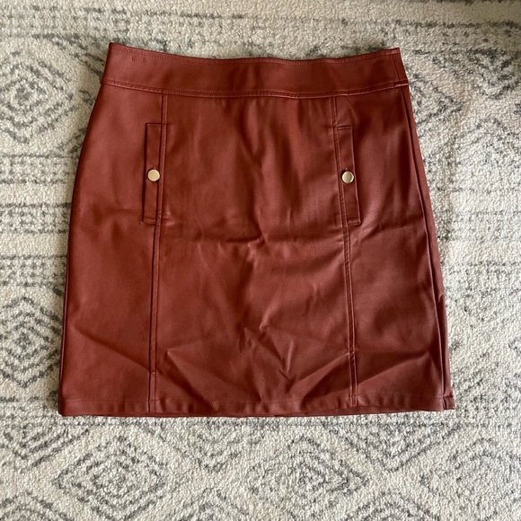 LOFT Dresses & Skirts - Reddish/Brownish Loft Pencil Skirt